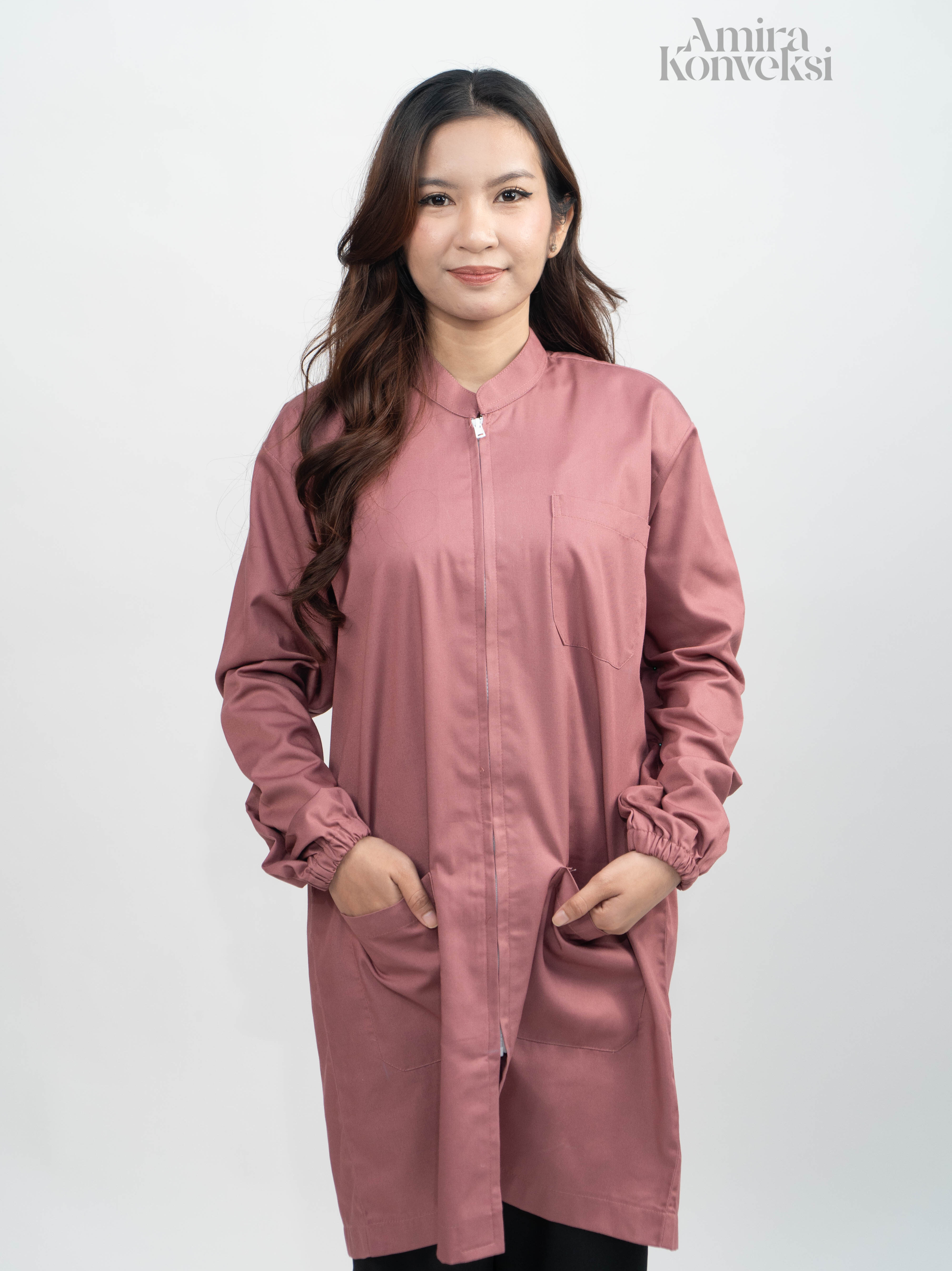 Jas Laboratorium Lengan Panjang dengan Kerut Karet & Resleting YKK Pink New Color